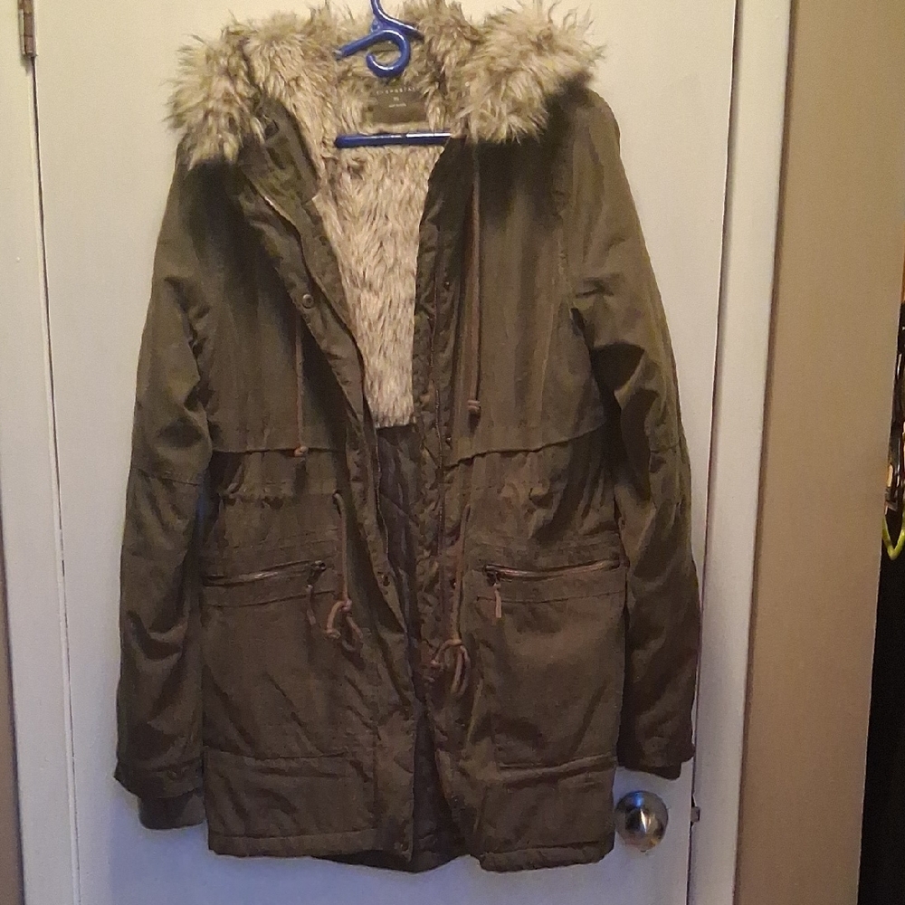 Aeropostale Olive Green Parka With Removable Hood And Adj. Waist, Snap Front